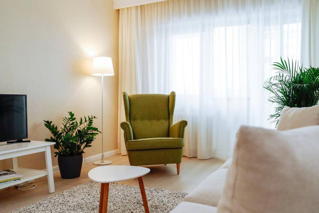 Elegant Vibes Apartment Next To Obor Market Boekarest Buitenkant foto