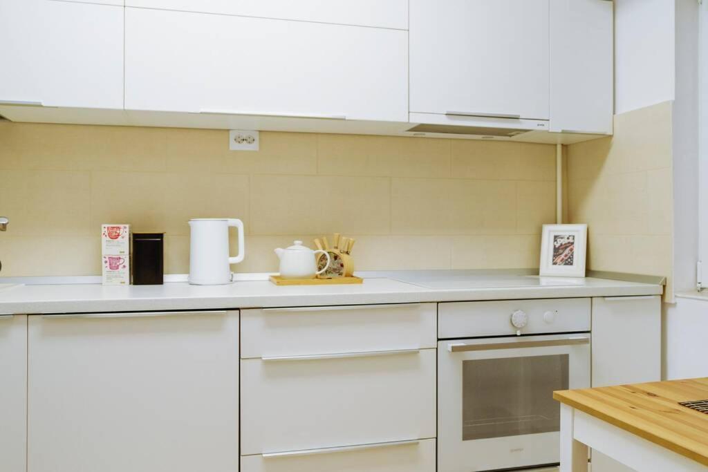 Elegant Vibes Apartment Next To Obor Market Boekarest Buitenkant foto