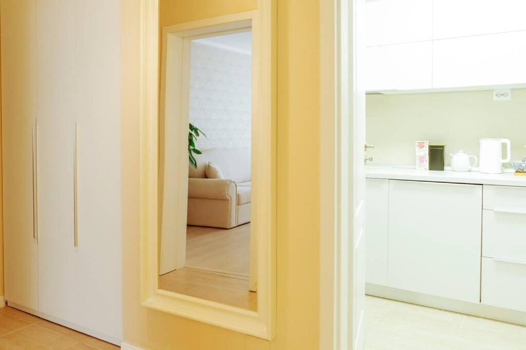 Elegant Vibes Apartment Next To Obor Market Boekarest Buitenkant foto