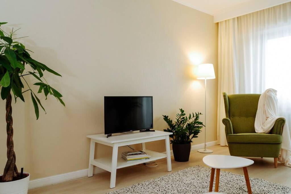 Elegant Vibes Apartment Next To Obor Market Boekarest Buitenkant foto