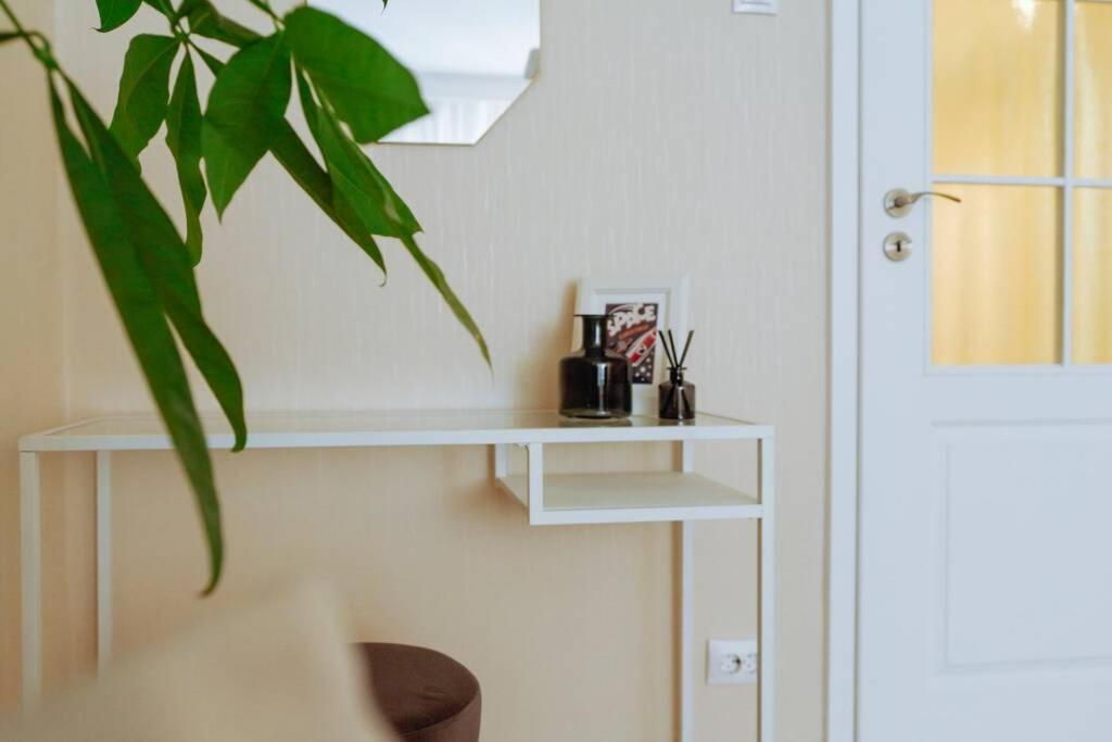 Elegant Vibes Apartment Next To Obor Market Boekarest Buitenkant foto