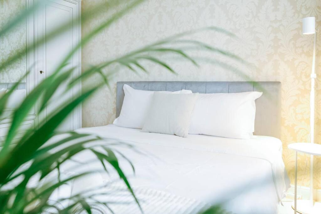 Elegant Vibes Apartment Next To Obor Market Boekarest Buitenkant foto