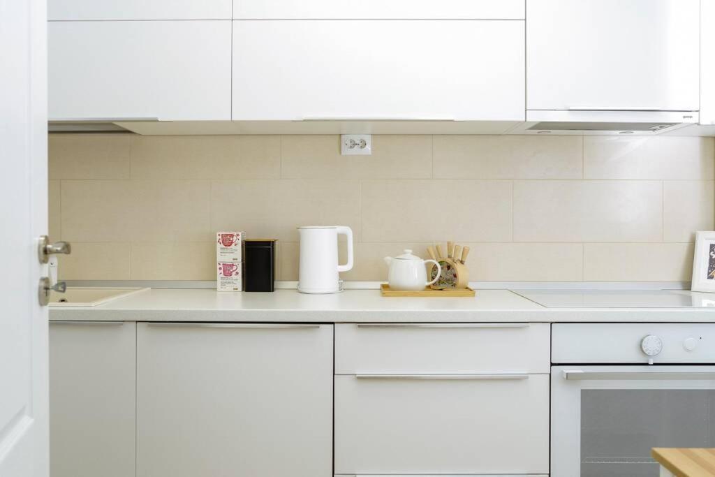 Elegant Vibes Apartment Next To Obor Market Boekarest Buitenkant foto